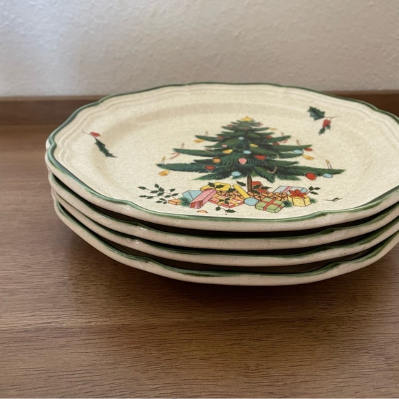 Mikasa Festive Season Salad Plate Set - Picture 7 of 7